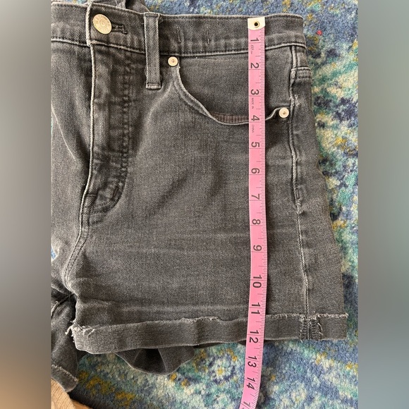 Madewell High rise women’s shorts. Size 28. Washed black - Picture 6 of 6